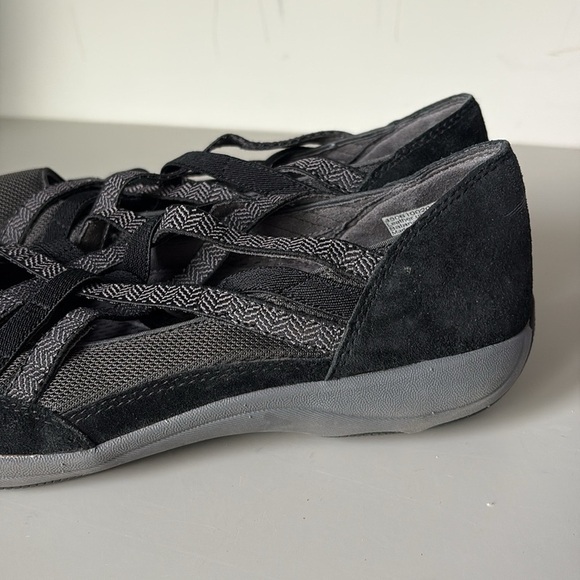 Dansko Hilde Criss Cross Comfort Shoes Size 38 - Picture 8 of 8